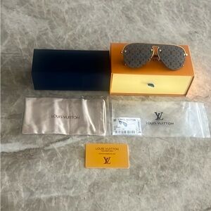 Louis Vuitton Aviator Monogrammed Gold Framed Sunglasses. Authentic. New.